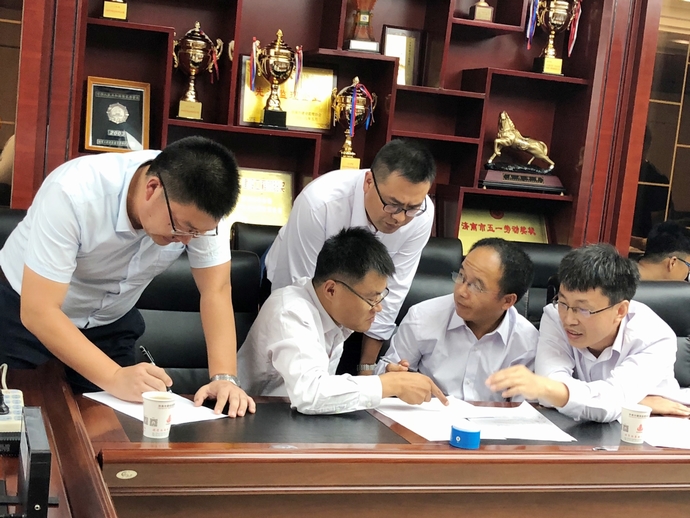 F626CED5D03A915E9052290261FBA5CF.jpg F626CED5D03A915E9052290261FBA5CF.jpg